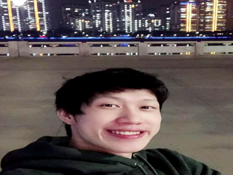 吃鸡主播yjj在什么战队？