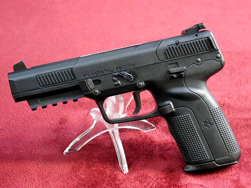 FiveSeven手枪《CSGO》男人必备的刚枪工具！